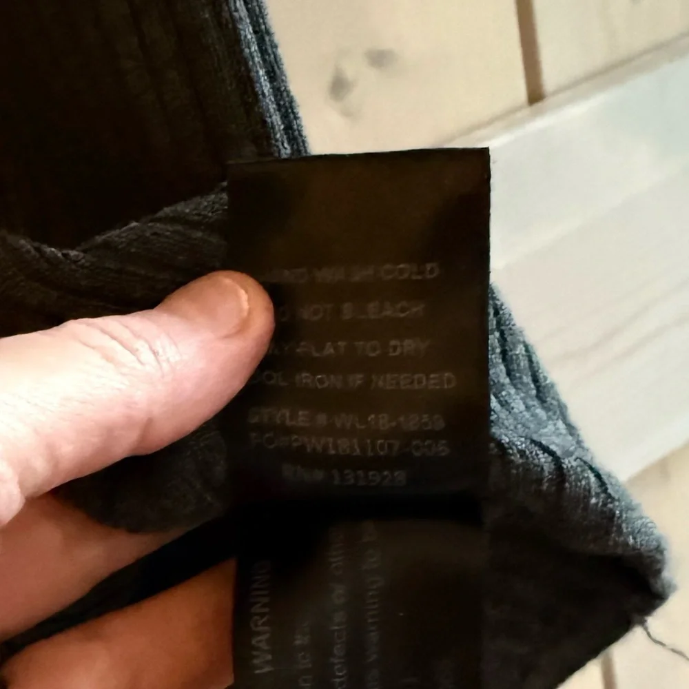 Wishlist Ribbed Knit Midi Pencil Skirt
